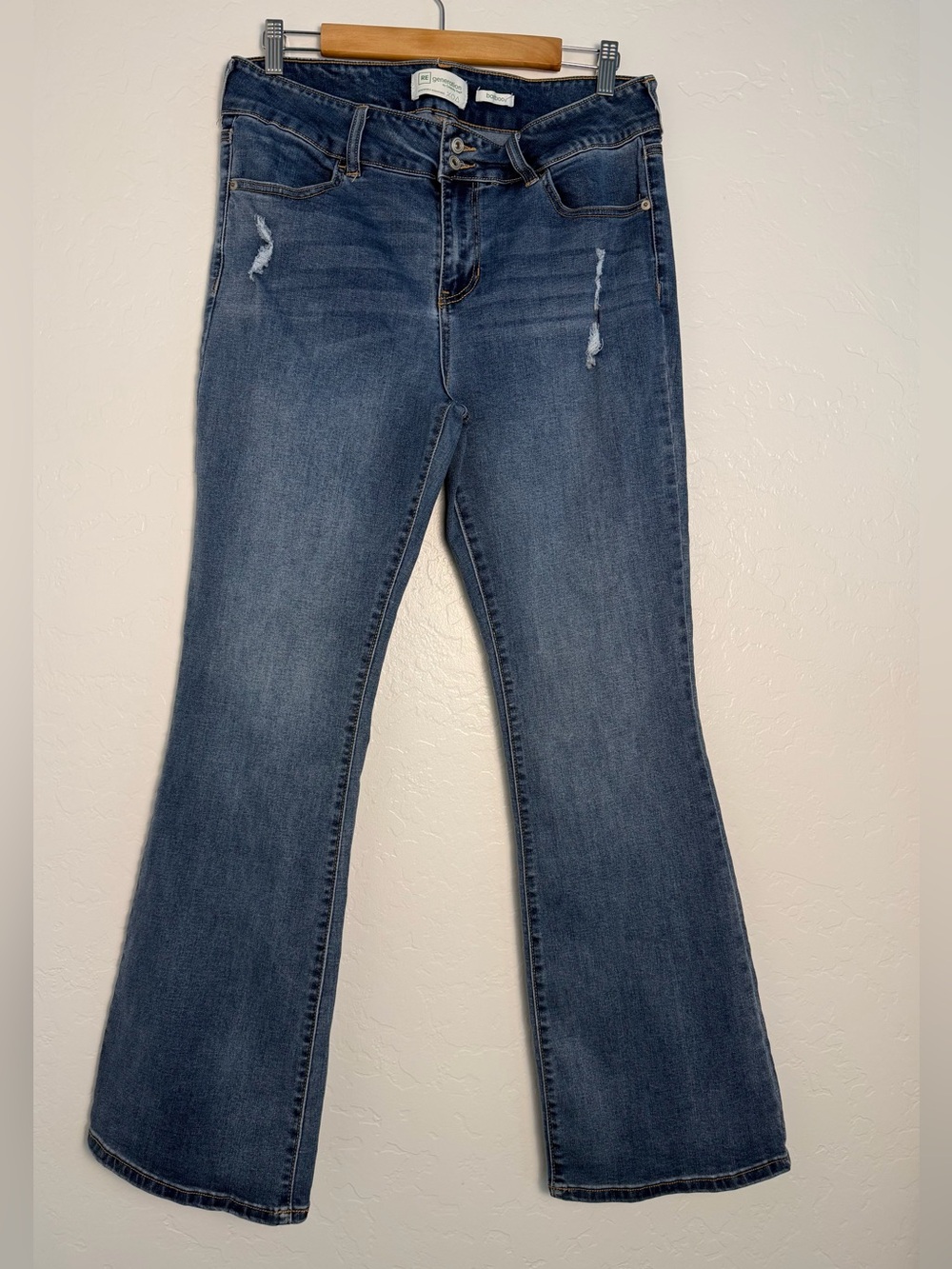 RE Generation Womens 15/32 Jeans Medium Blue Bootcut Mid Rise Distress Stretchy